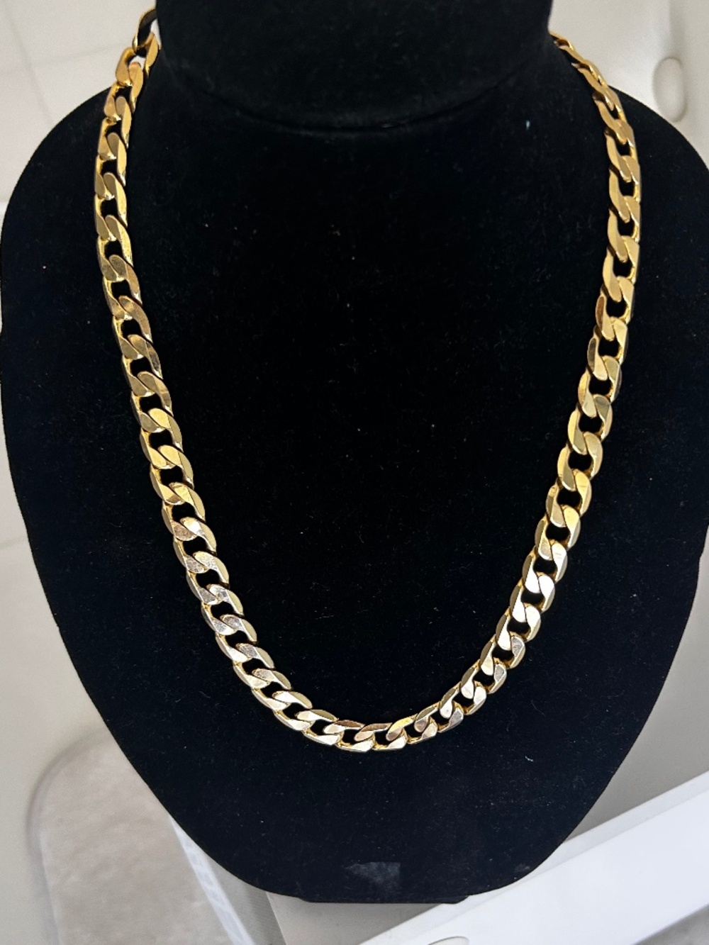 22"  Cuban chunky Gold metal chain